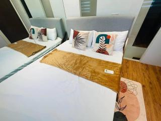 A2J Luxury 2BR BGC Loft Taguig - Manila - 3