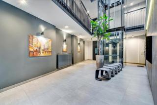 HaPPy iNN Brilliant Old Town self check in, Underground Parking, Terrace - 1