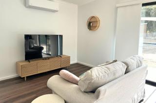 1 Bedroom, 1 Bathroom Cabin Retreat - Blewitts Springs - 5
