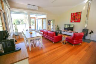 The Boat House - Bright - 7