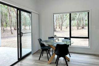 Cabin 4, 2 Bedroom, 1 Bathroom Cabin Retreat - 2