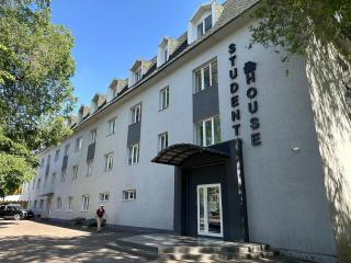 Student Castle Almaty hostel - 0