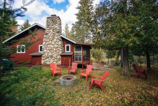 Cozy Riverside Getaway Pine Bend Cottage 5589 - Grayling - 9