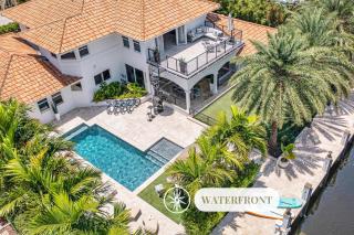 Waterfront Villa Beach Proximity Venice of America Coastal Extravagance Palm Key VlLLAS - Fort Lauderdale - 0