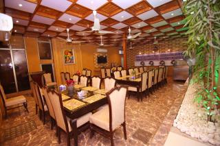 Premier Inn Grand Gulberg Lahore - 7