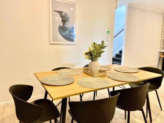 Morden spacious new house - 6