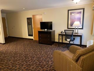 Best Western PLUS Inn of Hayward - Hayward - 4