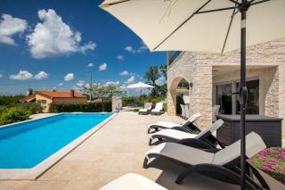 Beautiful Villa Marika with pool in Vizinada - Lašći - 8
