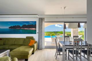Beautiful Villa Marika with pool in Vizinada - Lašći - 1