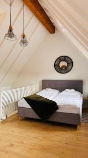 AMAO-Green I 90qm I Penthouse Maisonette mit Rooftop I City Center I King-Size Betten - 3