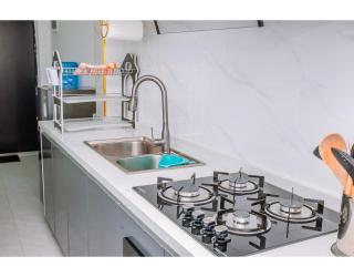 2 Bedroom Skyview Retreat at GoldPark Homes by Lulu Homes - Nairobi - 7
