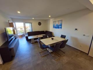 Apartments Karigo 4 Makarska - Makarska - 8