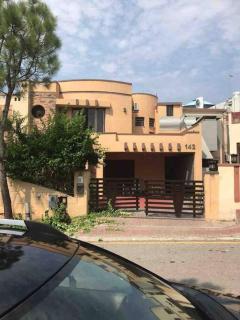 Cheerful Ground 2 beds villa with porch & lawn - Rawalpindi - 8