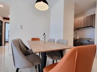 Family friendly - 3 Bedrooms 6 Pax - Free Parking - 3