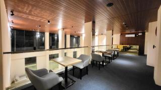 6ix Seashore Hotel - 8