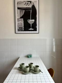 Fancy apartment bright with city and mountain view on an ancient staircase 5 mins to the station with 2 balcony with amazing city view - La Spezia - 3