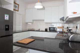 St James Mansions Apartment - Muizenberg - 7