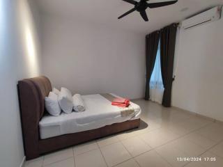 Central Residence KotaSAS by MYRAH 1BR - Kuantan - 6
