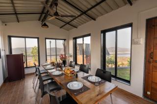 StayVista at Peak & Paddle with Lake View - Bhor - 1