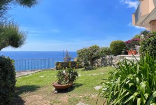 Casa con vista mare e giardino - 2