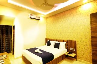 Hotel Kek Grand Pvt Ltd - Chennai - 2