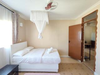 MILIMANI DRIVE LIVINGs - Kisumu - 1