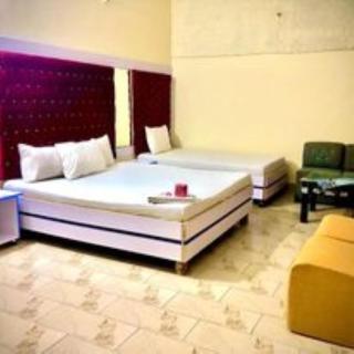 Libra Family Guest House - Lahore - 4