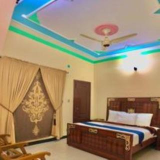 Libra Family Guest House - Lahore - 1
