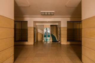 Luxury Art Deco Elegant Escape by Eiffel Tower - 8