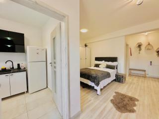 Crina Studio - Bragadiru - 8