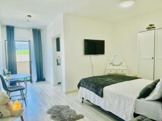 Crina Studio - Bragadiru - 3