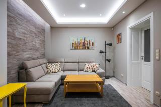 Elegant Escape in The Heart of The City by Flat Mаnager - Sofia - 6