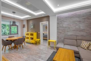 Elegant Escape in The Heart of The City by Flat Mаnager - Sofia - 7