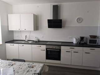 Ferienwohnung mit 11 Einzelzimmern SportCafé - Zwickau - 9