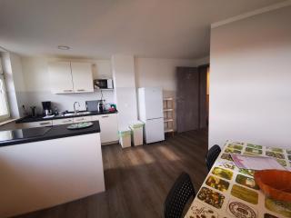 Ferienwohnung mit 11 Einzelzimmern SportCafé - Zwickau - 6