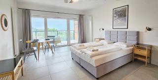 HolidayHomePL Aquamarina Prima 71 z widokiem na morze - 9