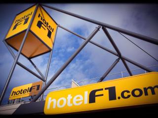 hotelF1 Chaumont - 9