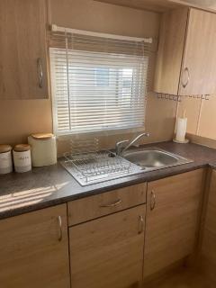 Caravan With Large Decking At Coopers Beach Holiday Park Ref 49036Ts - 1