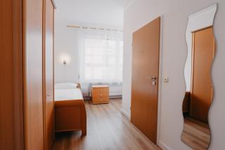 Hotel-Gasthof Zur Krone - Waldaschaff - 1