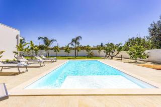 Villa Andromeda by Villa Plus - Santa Maria del Focallo - 8