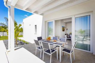 Villa Ares by Villa Plus - Santa Maria del Focallo - 8