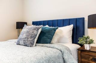 Beautiful Elegant Home Sleeps 10, Free Parking, Central AC - 9