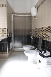 Grey Apartment - Caiazzo - 4