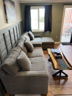Stroll to Slopes, Village Area, Ski in-out MtLodge 308 - Snowshoe - 7
