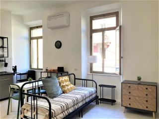 Contemporary studio - Ornato 13 - Milan - 9
