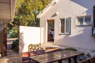1-on-Ross - Grahamstown - 2