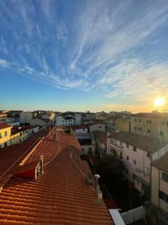La finestra sul porto - Livorno - 9