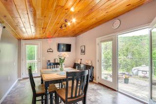 Cozy and Convenient Blairsville Cabin with Deck! - Blairsville - 6