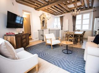 Classy Bourgeois - Chic 2 Bedroom Apt in Le Marais - Paris - 7
