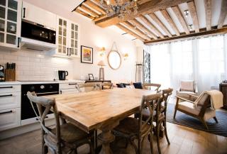 Classy Bourgeois - Chic 2 Bedroom Apt in Le Marais - Paris - 6